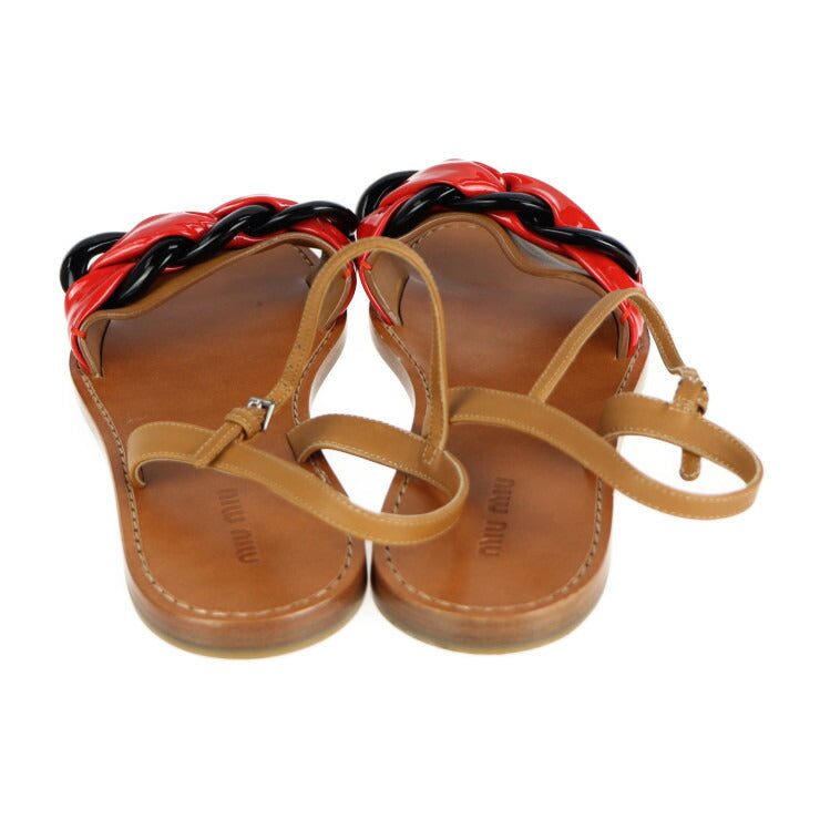 超美品 MIUMIU ミュウミュウ フラットサンダル サンダル 5X336A #36 1/2 レザー エナメル ブラウン レッド ブラック アンクルストラップ 参考23.5cm