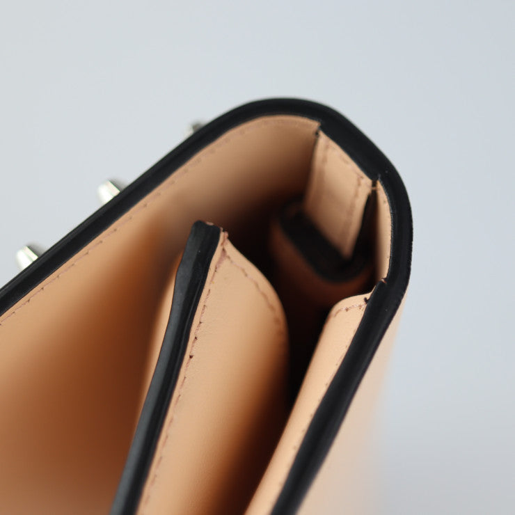 超美品 Christian Louboutin クリスチャンルブタン MACARON マカロン 長財布 1175108 レザー ライトピンク系 シルバー金具 スタッズ リストレット 二つ折り長財布