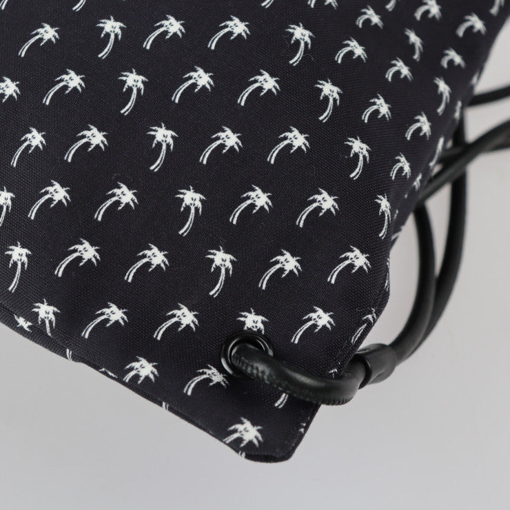 超美品 SAINT LAURENT PARIS サンローランパリ バッグ リュック・デイパック 553919 HPQ4E 1070 キャンバス ラムスキン ブラック ドローストリング 巾着型 バックパック パームツリー ヤシの木柄