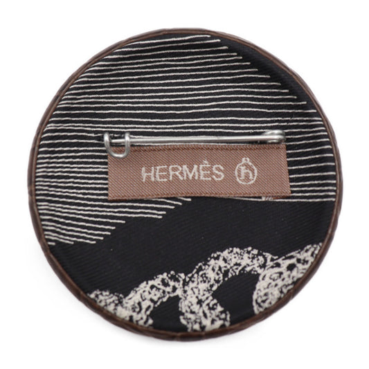新古未使用展示品 HERMES エルメス ブローチMM プティアッシュ ブローチ H1022508 92 ポロサス シルク ブラウン系 ブラック シルバー金具 バッジ クロコダイル