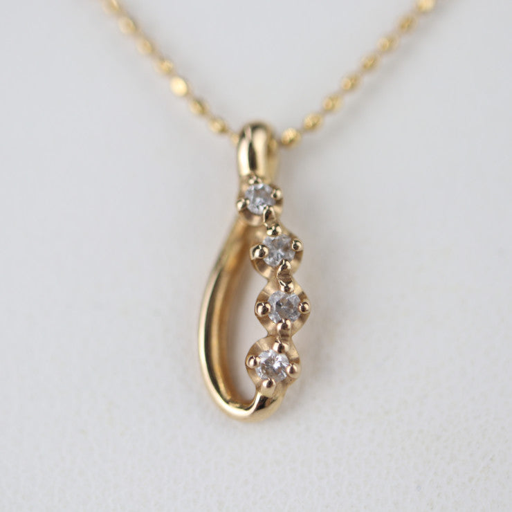 courreges クレージュ デザインネックレス ネックレス - K18ゴールド K18 × ダイヤモンド 0.07ct イエローゴールド ペンダント