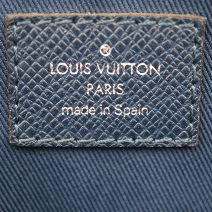 LOUIS VUITTON ルイ ヴィトン アントン メッセンジャー PM タイガ ショルダーバッグ M33426 レザー ブルーマリーヌ シルバー金具 ビトン ブルー系