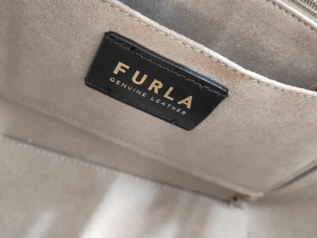 FURLA フルラ トートバッグ NET M WB00779 パープル系 レザー レディース ゴールド金具 美品