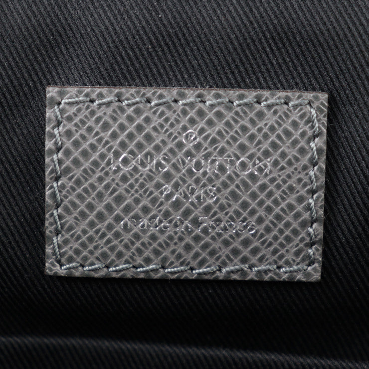 美品 LOUIS VUITTON ルイ ヴィトン ディストリクト PM NV3 タイガ メッセンジャーバッグ M30851 レザー グラシエ グレー シルバー金具 ショルダーバッグ ビトン