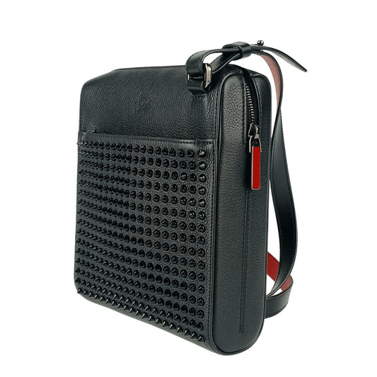 CHRISTIAN LOUBOUTIN クリスチャン ルブタン ショルダーバッグ ベンチレポーター ミディアム 3195034 ブラック カーフレザー メンズ スパイクスタッズ 美品