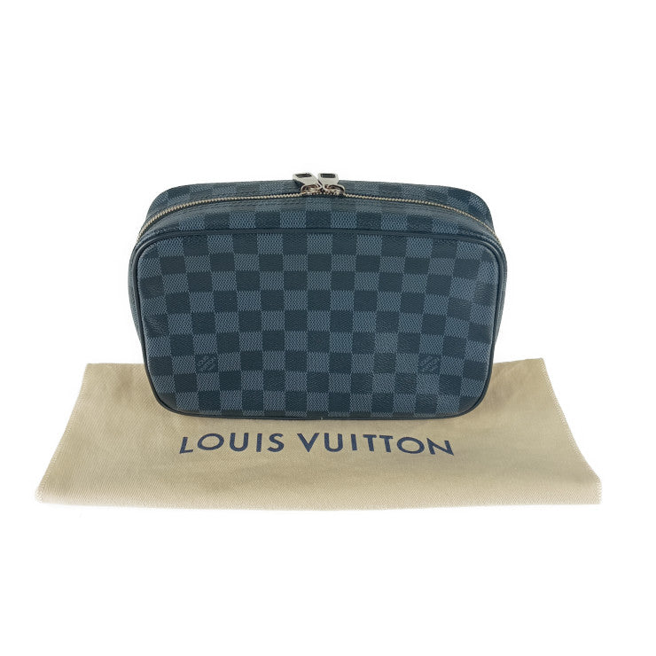 超美品 LOUIS VUITTON ルイヴィトン セカンドバッグ トゥルース・トワレ GM N47523 ネイビー系 シルバー金具 ダミエ・コバルト キャンバス メンズ ポーチ クラッチバッグ