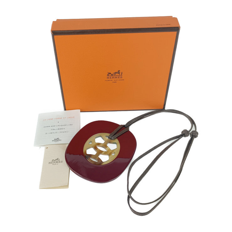 超美品 HERMES エルメス ネックレス リフトGM - ボルドー系 ブラウン系 バッファローホーン ラッカー ユニセックス ペンダント