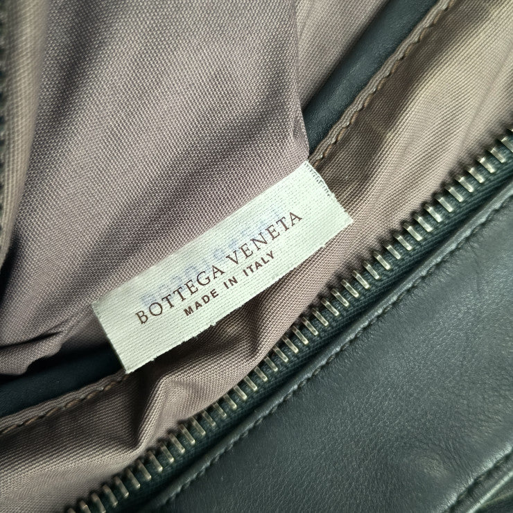 BOTTEGA VENETA ボッテガ ヴェネタ ショルダーバッグ イントレチャート 172736 グレー系 カーフレザー メンズ クロスボディバッグ