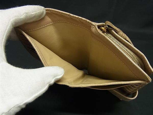 BOTTEGA VENETA ボッテガヴェネタ 財布 イントレチャート 二つ折り財布 121060 ベージュ系 レザー ユニセックス