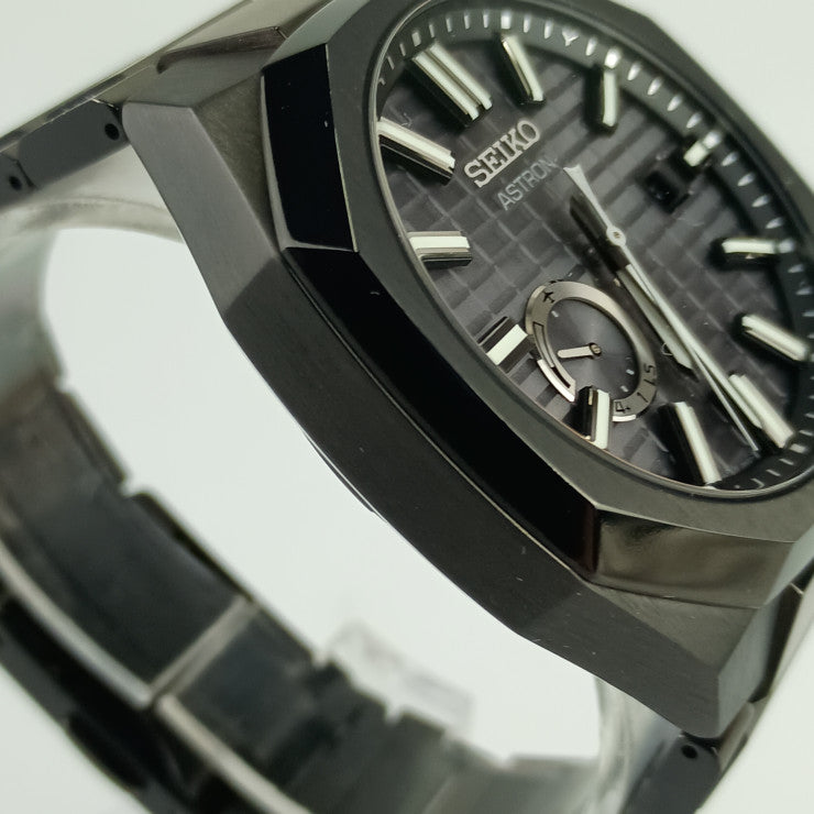 超美品 SEIKO セイコー 腕時計 アストロンネクスターシリーズ 3X62-0AA0/SBXD015 ブラック文字盤 TI TI メンズ ソーラーGPS衛星電波