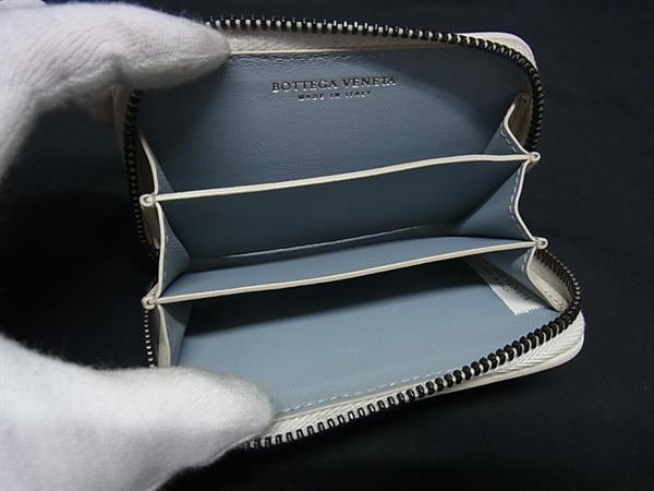 BOTTEGA VENETA ボッテガヴェネタ 小銭入れ イントレチャート コインケース 114075 アイボリー系 レザー ユニセックス ラウンドファスナー 美品