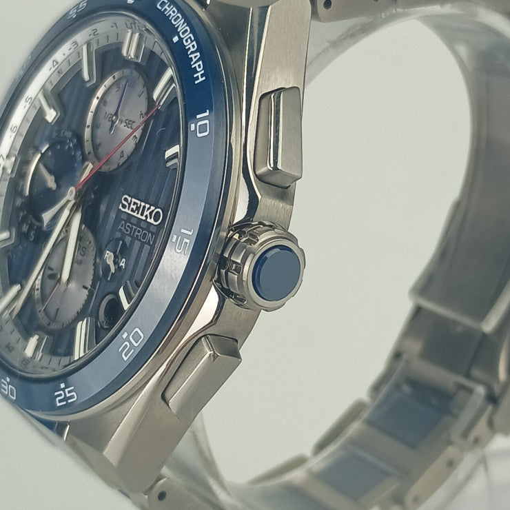 SEIKO セイコー 腕時計 アストロン ネクスター GPSソーラー デュアルタイム・クロノグラフ SBXC181 / 5X83-0AA0-1 シルバー ブルー文字盤 チタン セラミック メンズ アナログ 超美品