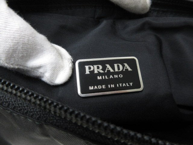 PRADA プラダ ショルダーバッグ トライアングルロゴ ショルダーバッグ - ブラック ナイロン レザー ユニセックス マチ無し 三角ロゴマーク シルバー金具