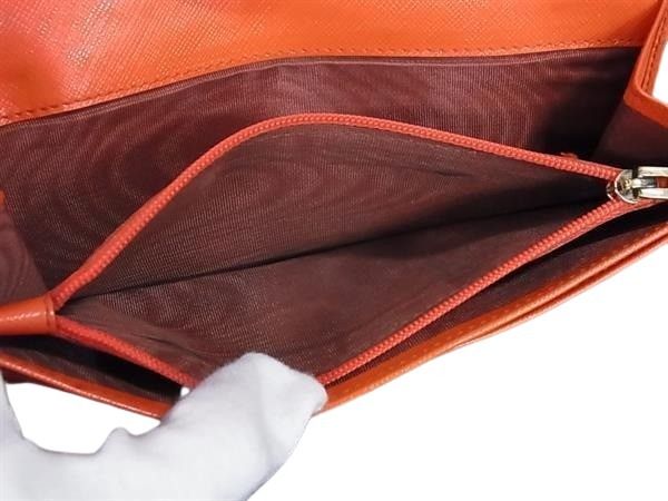 Salvatore Ferragamo フェラガモ 財布 ガンチーニ 22 C225 オレンジ系 レザー レディース 二つ折り 長財布 ゴールド金具