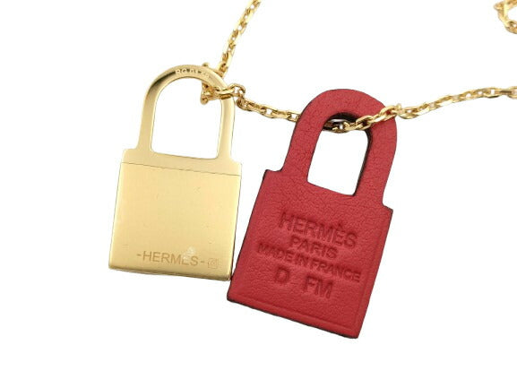 新品未使用展示品 HERMES エルメス ネックレス オーケリー PM - ゴールド レッド系 メタル スイフト レディース ペンダント D刻印