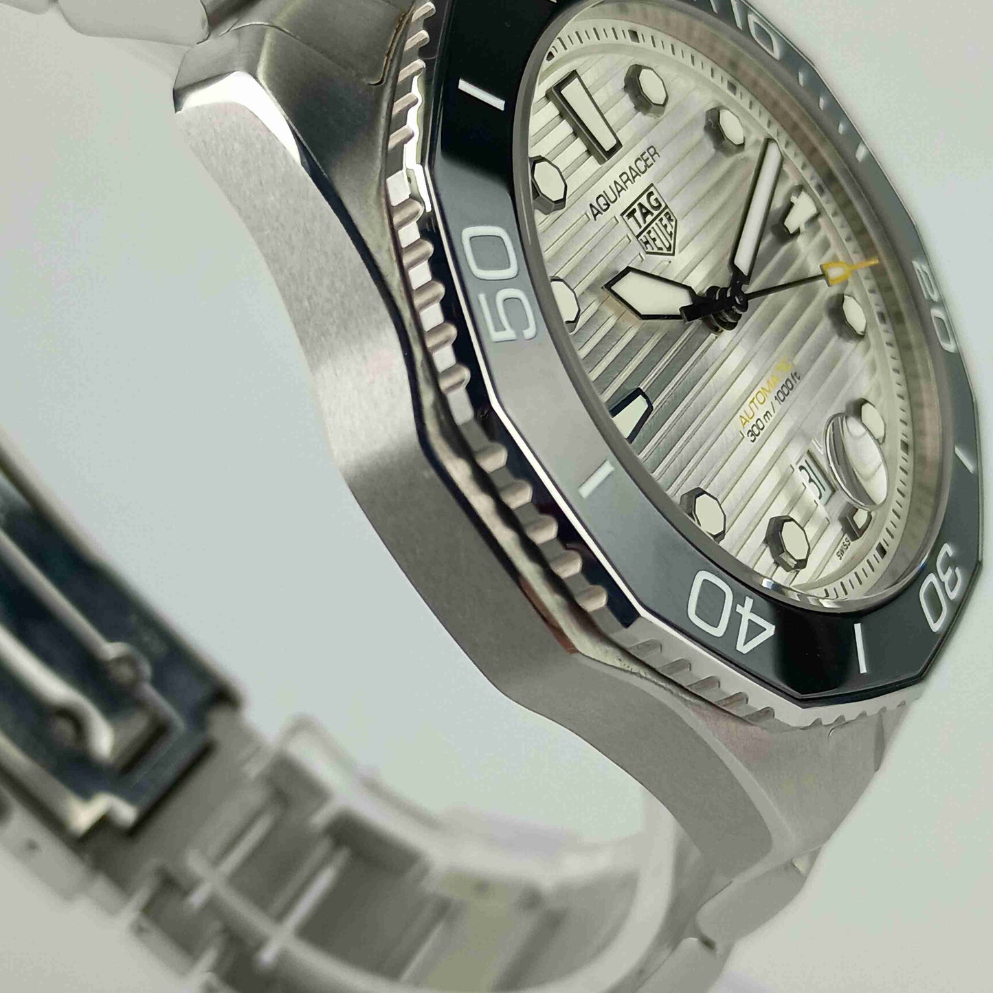 美品 TAG Heuer タグホイヤー 腕時計 アクアレーサープロフェッショナル300 キャリバー5 WBP201C.BA0632 シルバー文字盤 SS SS メンズ