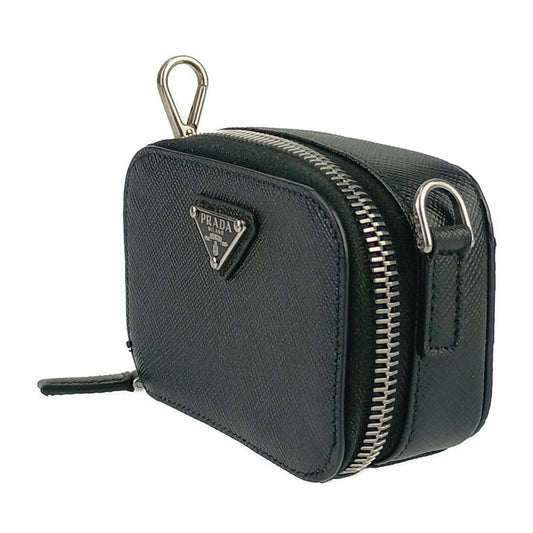 超美品 PRADA プラダ ショルダーポーチ サフィアーノ トラベル ミニポーチ 2TT105 ブラック シルバー金具 レザー ユニセックス ミニバッグ