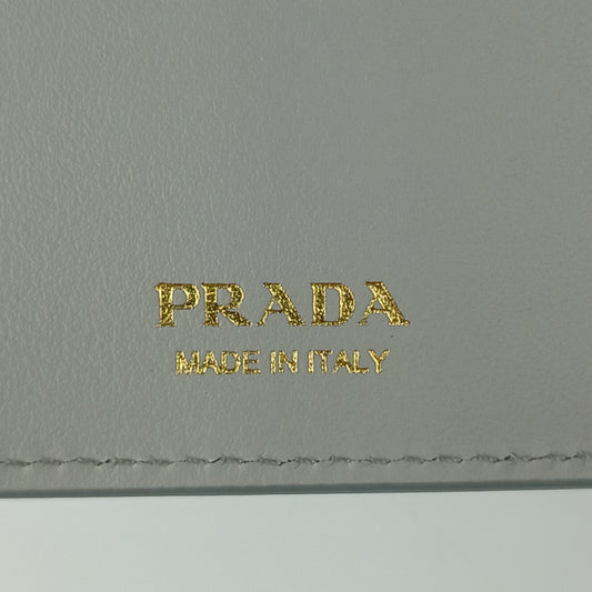 PRADA プラダ 財布 シティカーフタブ 1MV025 ライトグレー レザー レディース 二つ折り長財布 ゴールド金具 超美品