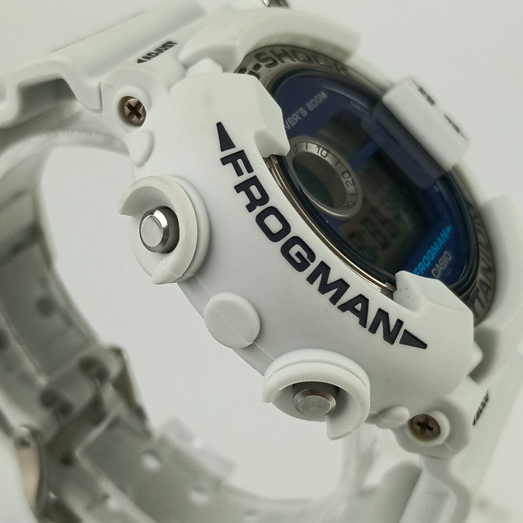 超美品 CASIO カシオ 腕時計 G-SHOCK MASTER OF G - SEA Gショック フロッグマン DW-8200LG-8JR ホワイト系 樹脂 チタン メンズ クオーツ デジタル