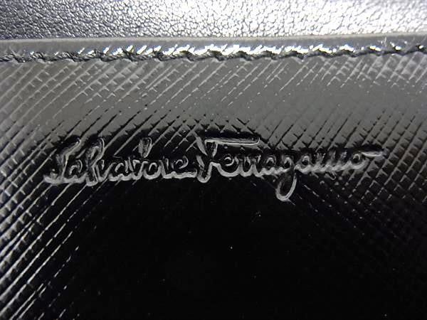 SALVATORE FERRAGAMO フェラガモ 長財布 ガンチーニ IK-22 4633 ブラック系 パテントレザー レディース 二つ折り シルバー金具 美品