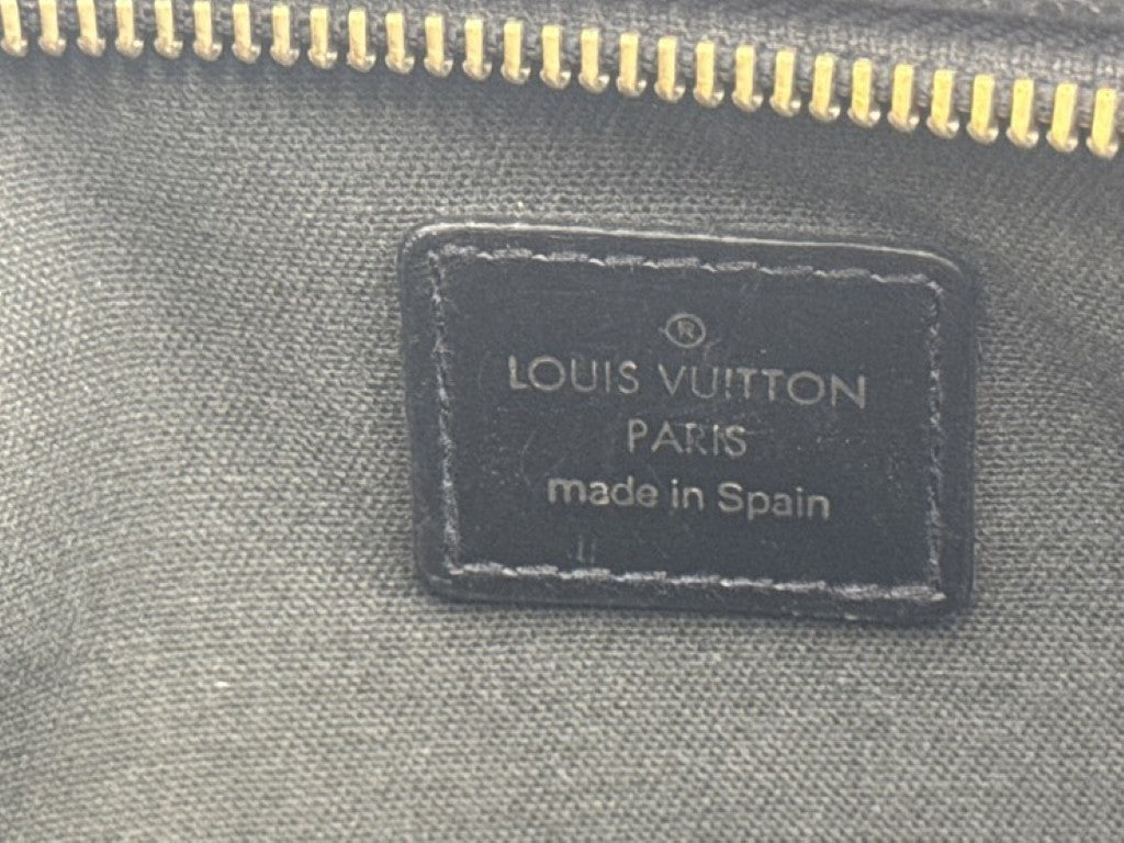 LOUIS VUITTON ルイヴィトン クラッチバッグ カルガ M30812 アルドワーズ(ブラック)系 タイガ メンズ セカンドバッグ シルバー金具
