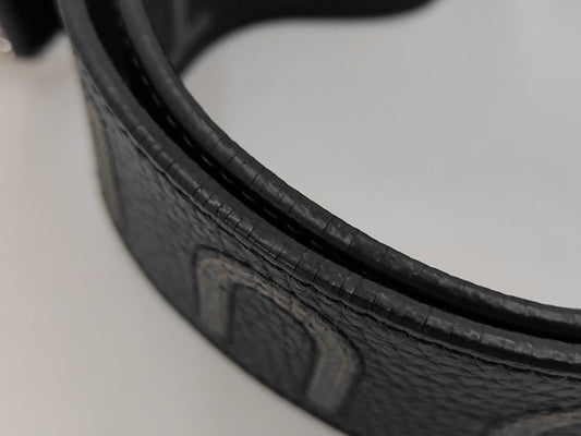 LOUIS VUITTON ルイヴィトン ショルダーストラップ J02392 ブラック グレー系 トリヨンレザー ユニセックス シルバー金具 ロゴ