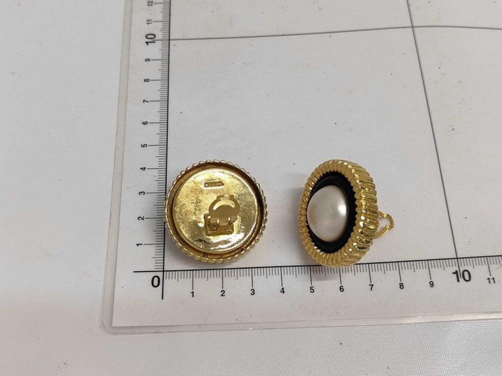 CHANEL シャネル イヤリング ブラック ゴールド系 メタル フェイクパール レディース 美品