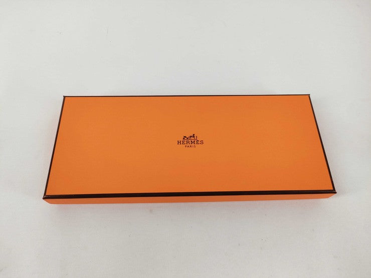 HERMES エルメス ハンカチーフ POCHETTE FACONNEE H GRAND H ポシェット ファソネH グランH 050575T Blanc(ホワイト)系 シルク100% レディース ポケットチーフ スカーフ 新品未使用展示品