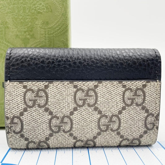 GUCCI グッチ キーケース GGスプリーム 456118 ベージュ ブラウン ブラック系 PVC×レザー ユニセックス 6連 ゴールド金具 超美品