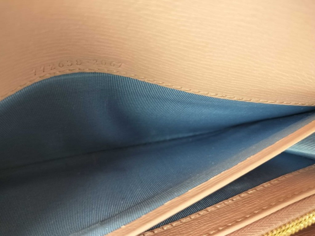 GUCCI グッチ 長財布 772638 ピンク系 レザー レディース 二つ折り ゴールド金具 美品