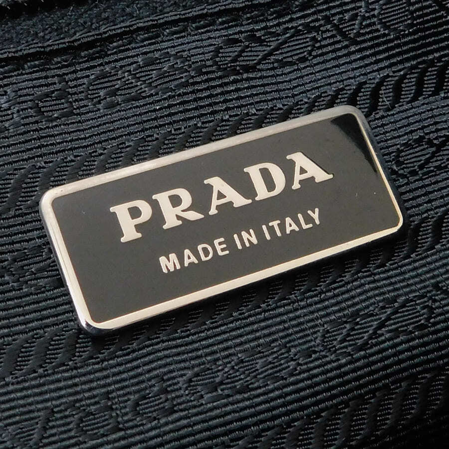 超美品 PRADA プラダ ショルダーバッグ メッセンジャーバッグ BT6671 ブラック シルバー金具 ナイロン レザー ユニセックス 三角ロゴプレート