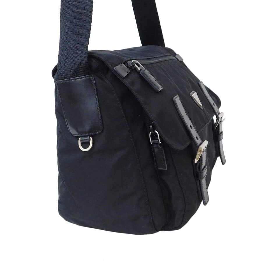 超美品 PRADA プラダ ショルダーバッグ メッセンジャーバッグ BT6671 ブラック シルバー金具 ナイロン レザー ユニセックス 三角ロゴプレート