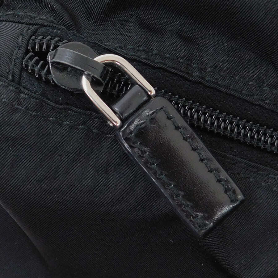 超美品 PRADA プラダ ショルダーバッグ メッセンジャーバッグ BT6671 ブラック シルバー金具 ナイロン レザー ユニセックス 三角ロゴプレート