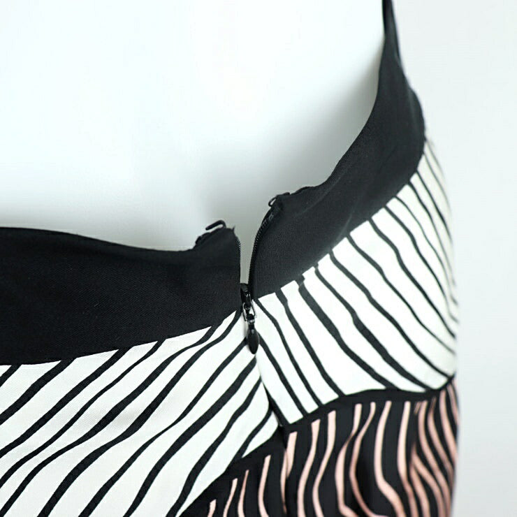 新品未使用展示品 3.1 Phillip Lim 3.1フィリップリム スカート スカート 表記サイズ 0 シルク 100% ホワイト ピンク ブラック 縞模様 ゼブラ柄 ひざ丈スカート