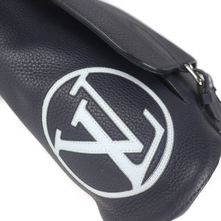 超美品 LOUIS VUITTON ルイ ヴィトン イーストサイド メッセンジャー ショルダーバッグ M53465 トリヨンレザー ネイビー シルバー金具 ビトン LVサークル