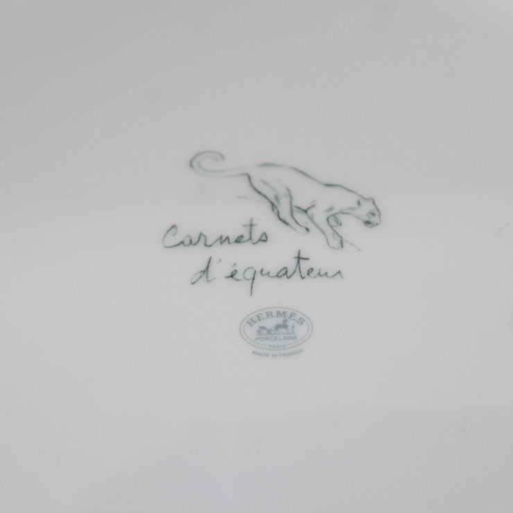 新品未使用展示品 HERMES エルメス 赤道直下のスケッチ 食器 - 陶磁器 ペールアクア系 マルチカラー 日本未入荷 サービング プレート 大皿 32cm 猿 アニマル 2点セット