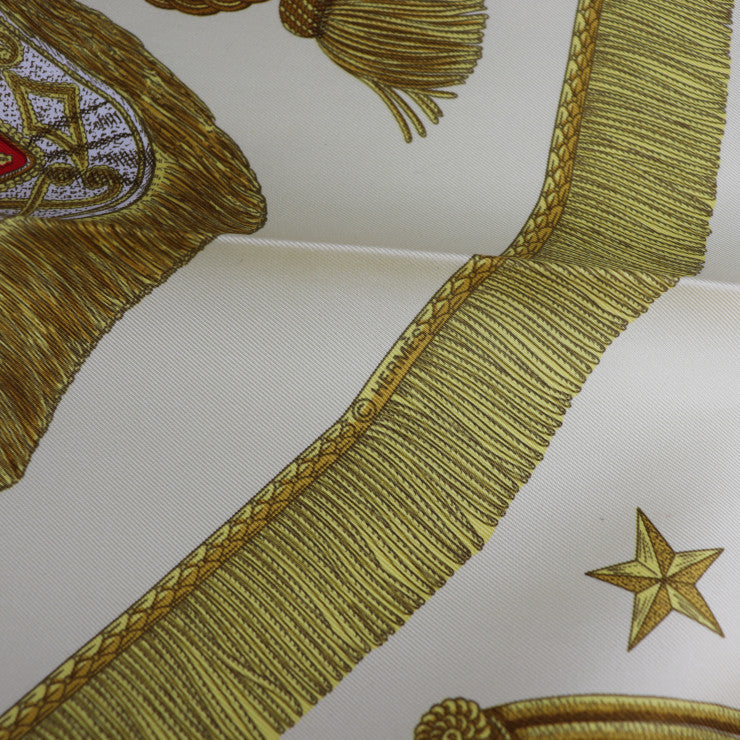 超美品 HERMES エルメス Poste et Cavalerie サーベル飾り袋 カレ90 スカーフ - シルク ベージュ ゴールド マルチカラー 大判