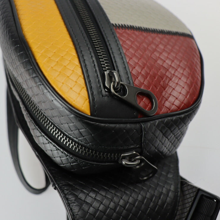 超美品 BOTTEGAVENETA ボッテガヴェネタ BELT BAG IN MICRO INTRECCIATO EMBOSSED マイクロ イントレチャート ウエストバッグ 547889 カーフレザー ブラック マルチカラー マイクロ イントレッチオ エンボスド ベルトバッグ ボディバッグ