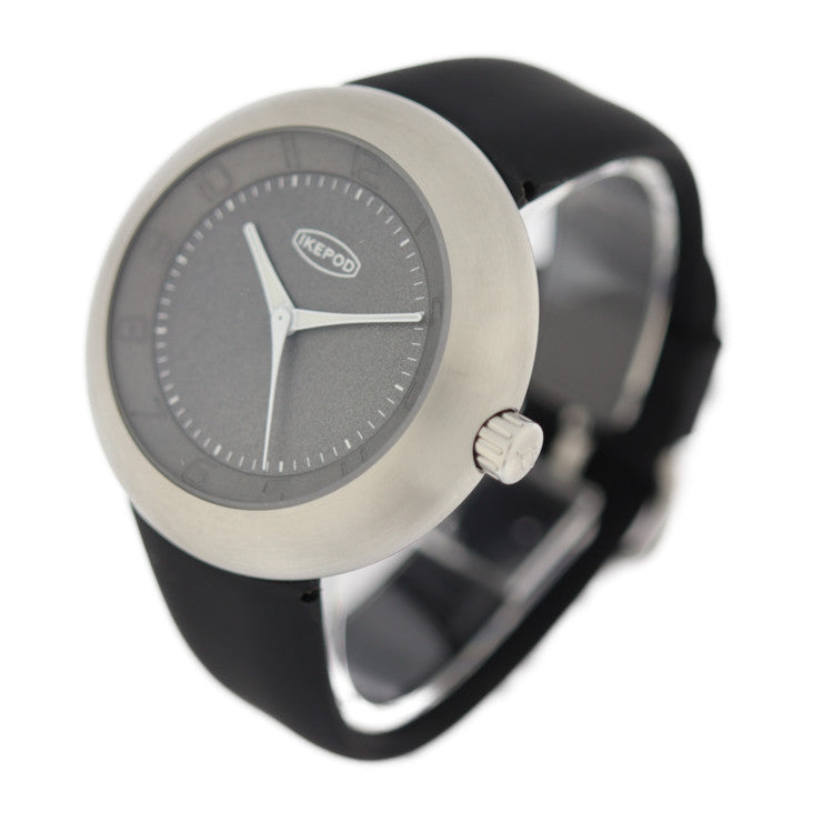 新品未使用展示品 IKEPOD アイクポッド メガポッド 101 Rob 腕時計 IPM101SILB ステンレススチール ラバー シルバー ブラック グレー文字盤 自動巻き 裏スケ メンズ