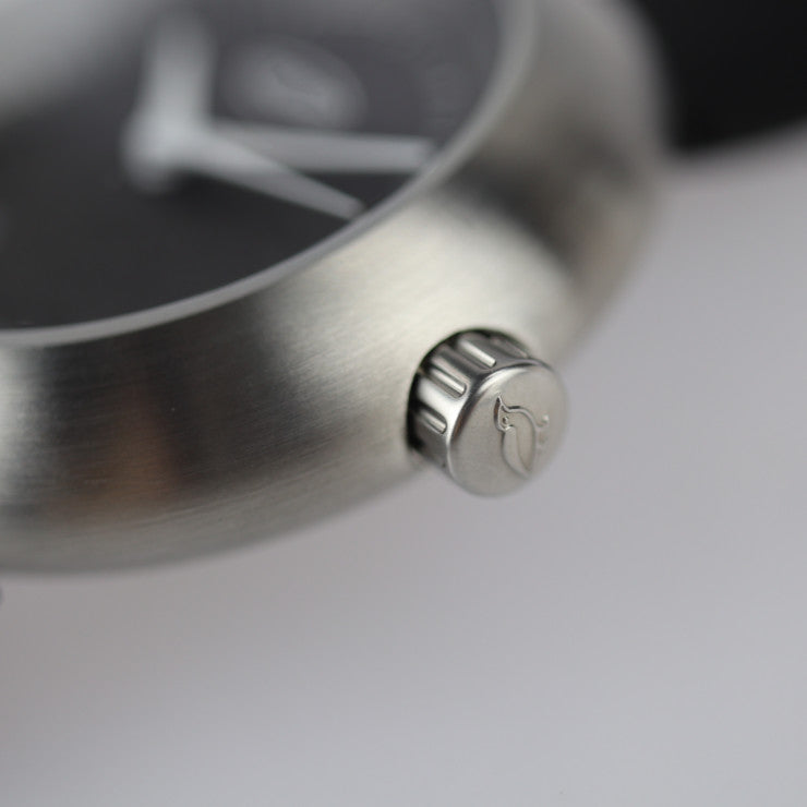 新品未使用展示品 IKEPOD アイクポッド メガポッド 101 Rob 腕時計 IPM101SILB ステンレススチール ラバー シルバー ブラック グレー文字盤 自動巻き 裏スケ メンズ