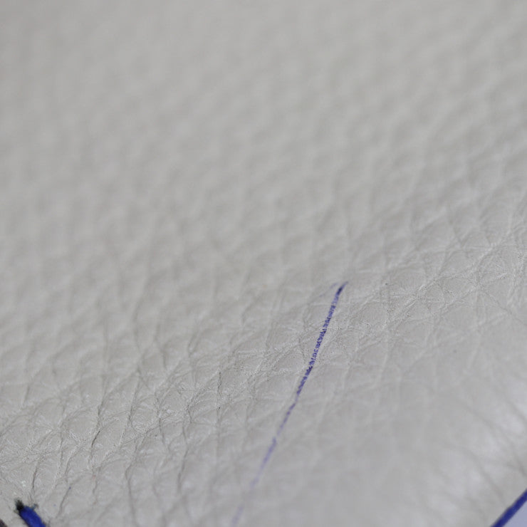 超美品 FENDI フェンディ アルダ326 セレリア クラッチバッグ 8N0104 レザー ブルー系 ホワイト系 セカンドバッグ ターンロック