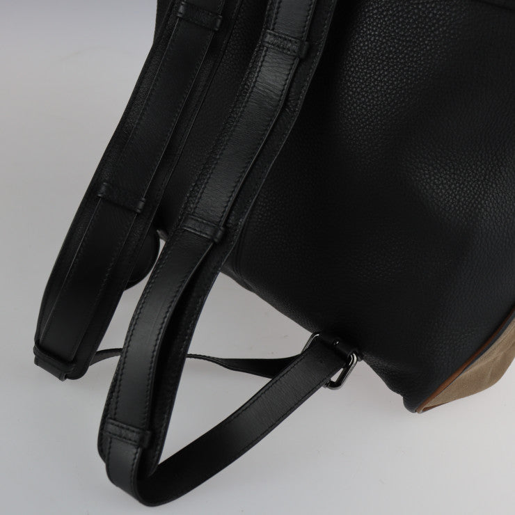 Christian Louboutin クリスチャンルブタン リュックサック リュック・デイパック - スウェード レザー ブラウン系 ブラック シルバー金具 バックパック スエード フラップ