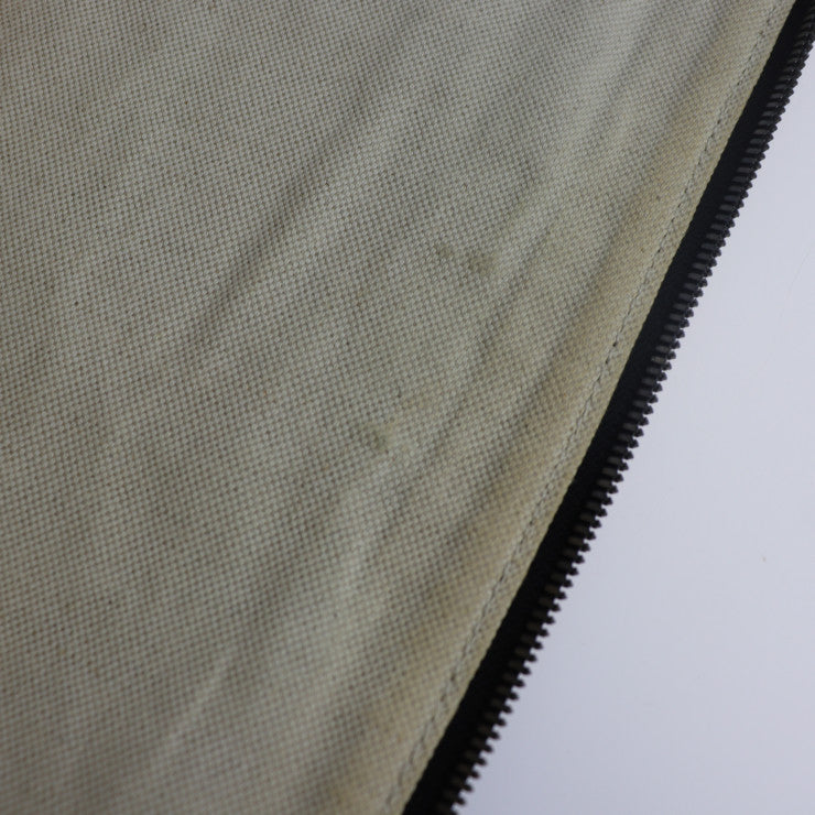 美品 GUCCI グッチ ポーチ セカンドバッグ 353480 キャンバス グレー系 クラッチバッグ ポーチ L字ファスナー ロゴ 豹柄 レオパードプリント