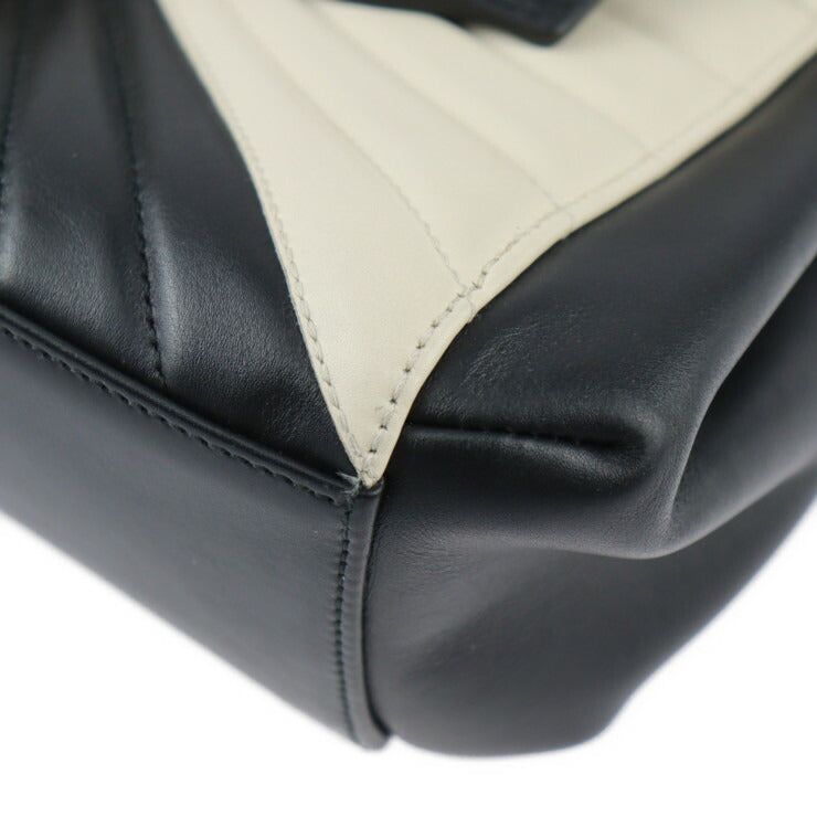 美品 GUCCI グッチ クイーンマーガレット トップハンドル バンブー ハンドバッグ 476531 カーフレザー ブラック アイボリー ゴールド金具 2WAY ショルダーバッグ 蜂 bee ビー