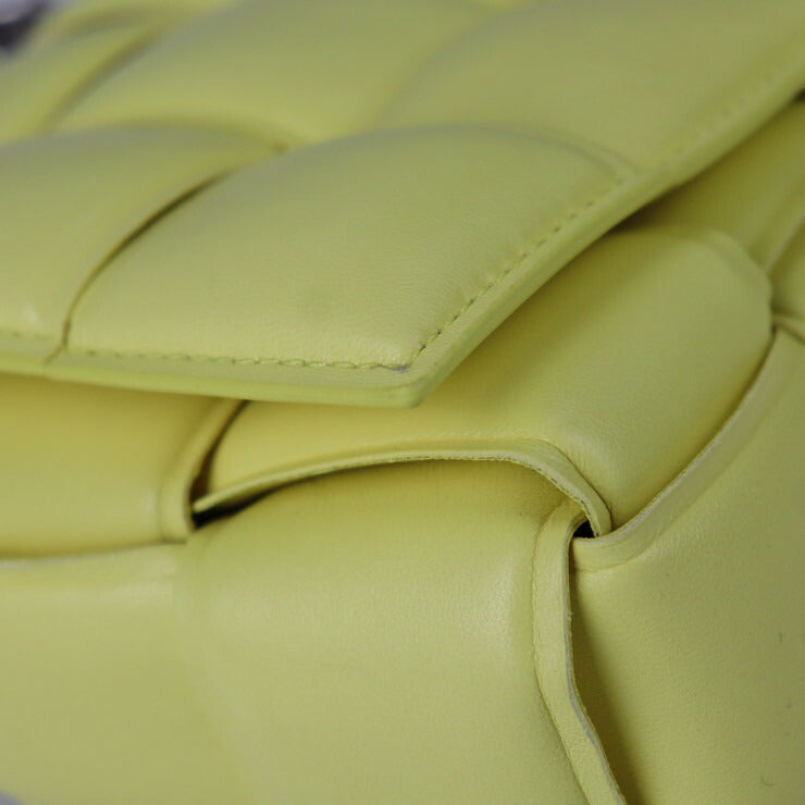 新古未使用展示品 BOTTEGAVENETA ボッテガヴェネタ チェーン カセット ショルダーバッグ 631421 ラムスキン イエロー シルバー金具 イントレチャート