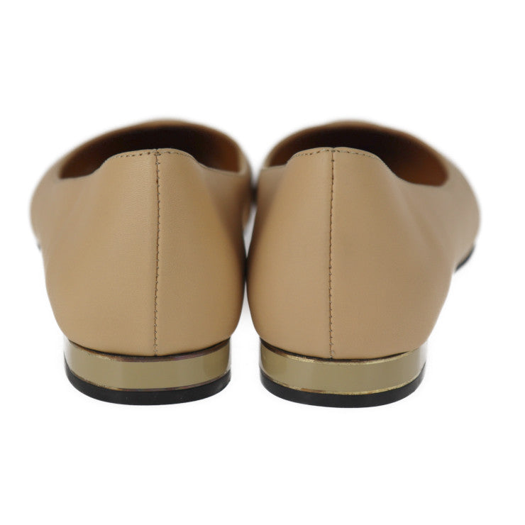 新古未使用展示品 FENDI フェンディ フラットパンプス パンプス 表記サイズ 37 1/2 レザー ベージュ ラウンドトゥ 参考サイズ24.5cm