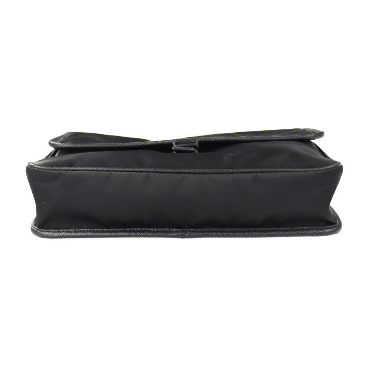 美品 PRADA プラダ メッセンジャーバッグ ショルダーバッグ 2VD951 ナイロン ブラック レザー シルバー金具 メッセンジャー