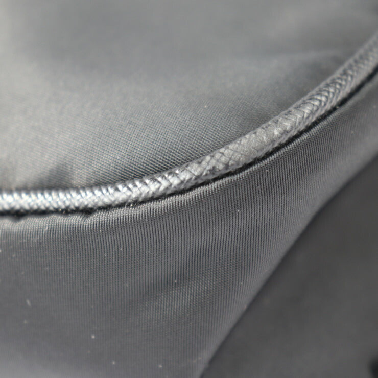 美品 PRADA プラダ メッセンジャーバッグ ショルダーバッグ 2VD951 ナイロン ブラック レザー シルバー金具 メッセンジャー