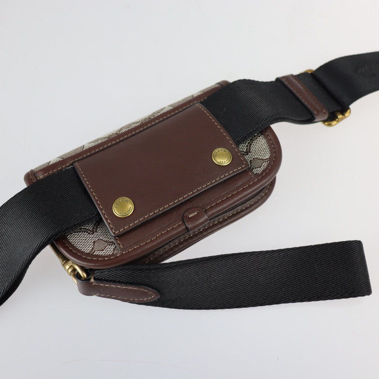 美品 COACH コーチ マルチファンクション クロスボディ ウィズ ディンキー ショルダーバッグ C2613 シグネチャージャカード レザー ブラウン系 ゴールド金具 セカンドバッグ クラッチバッグ ポーチ