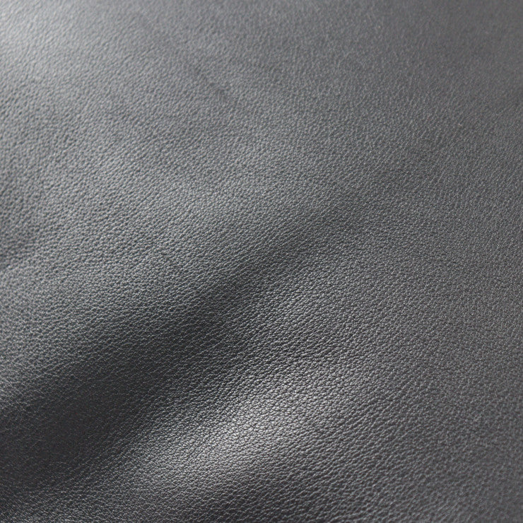 美品 LOEWE ロエベ マッキントッシュ トートバッグ - レザー ブラック ホワイト系 アーガイルチェア 椅子柄 ラージサイズ プリント